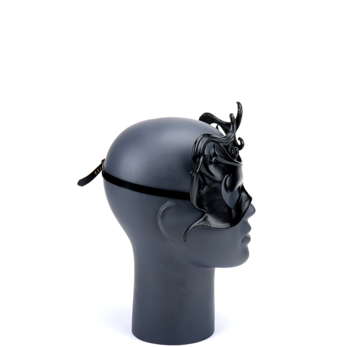 * Black Wave Leather Mask