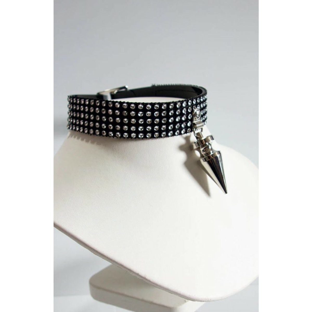 Choker-Diamante And Spike Drop
