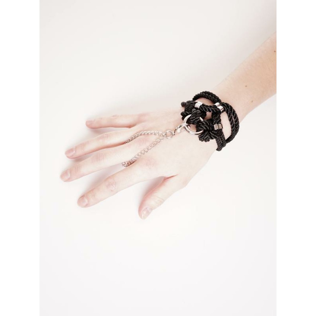 Foa Megami Choker And Cuff Set