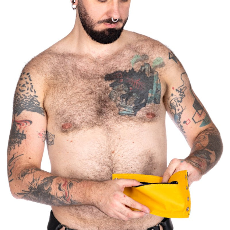 Leather Gauntlet Wallet Black-Yellow Trim