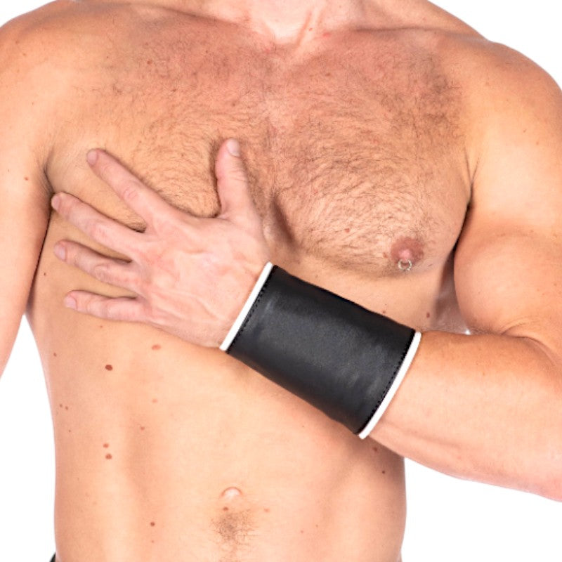 Leather Gauntlet Wallet White Trim