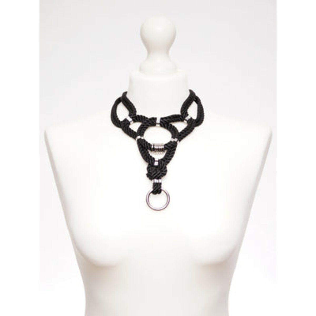 Foa Mune Choker