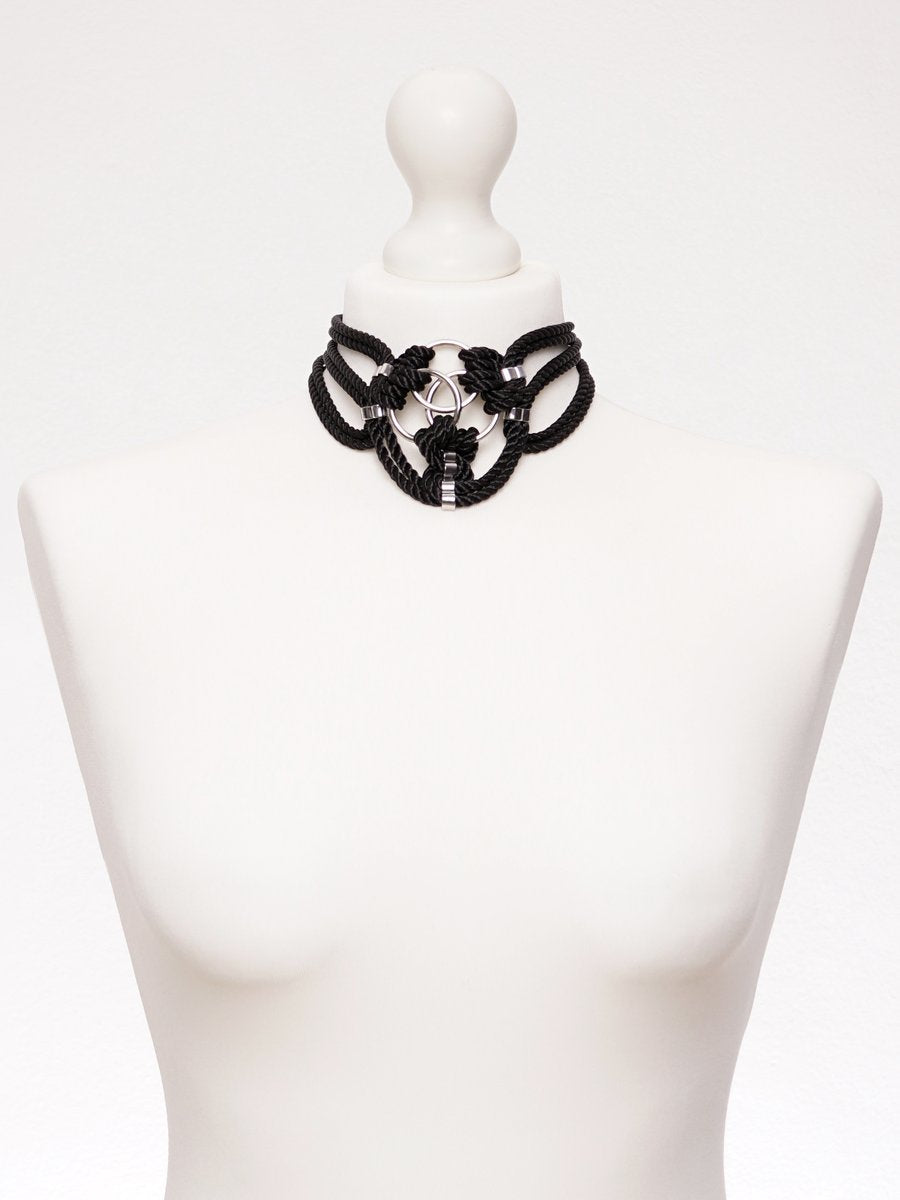 Foa San Choker