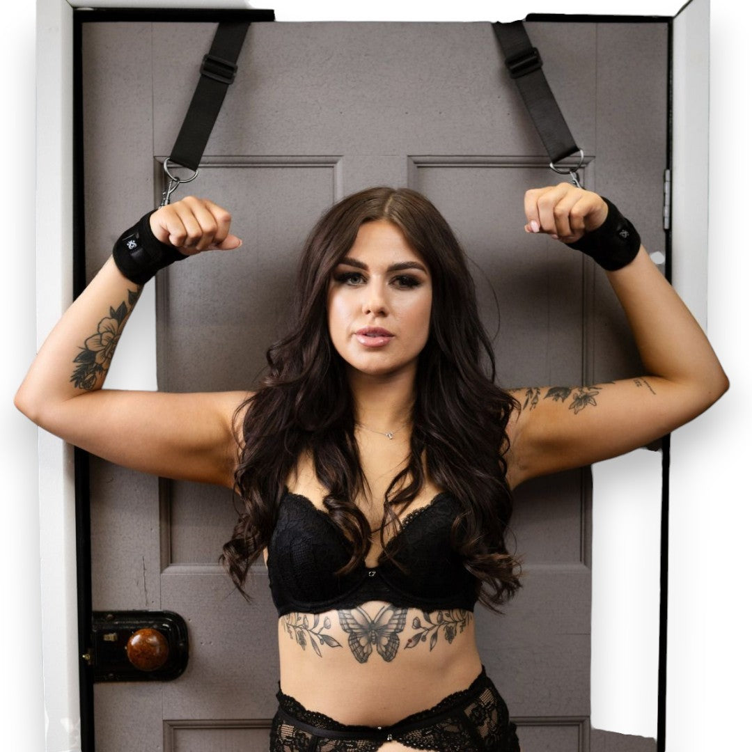 Sei Mio-Doorway Play-Adjustable Over Door Cuff Restraints