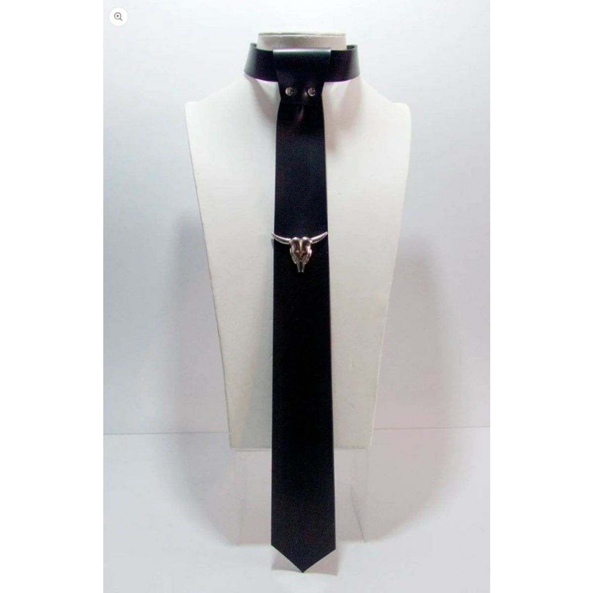 Skinny Tie W/ Cow Skull