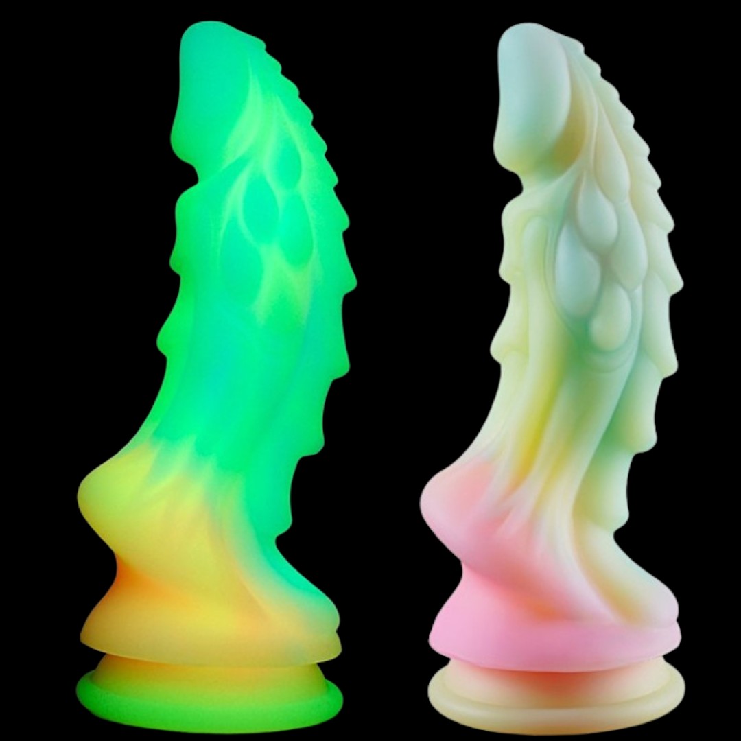 Fantasy Glow Dildo Green/Pink