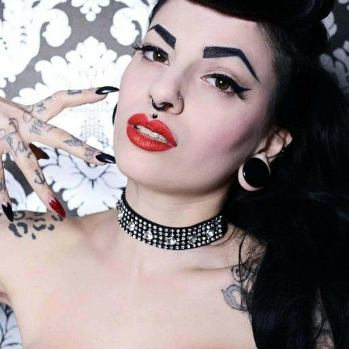 Choker-Diamante And Crystal Rivets