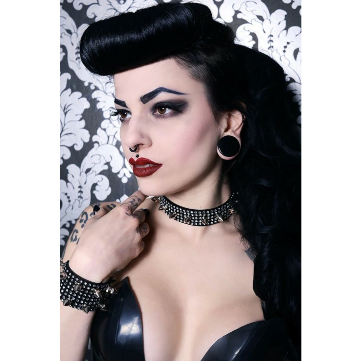 Choker-Diamante And Spikes