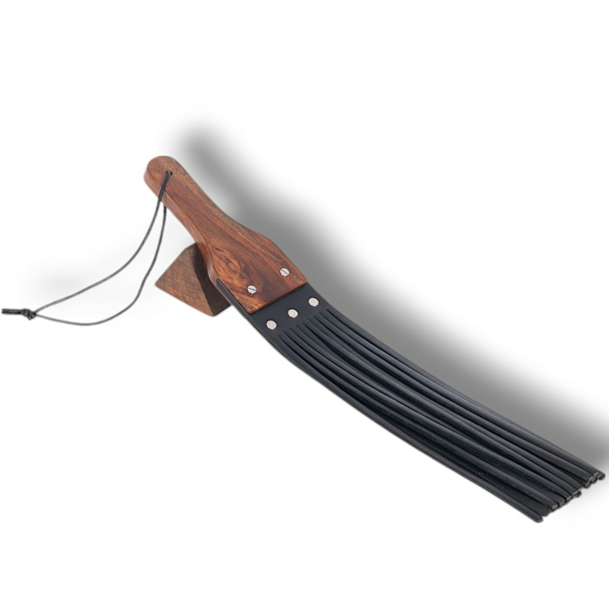 Wood Handle 20 Leather Thong Tawse