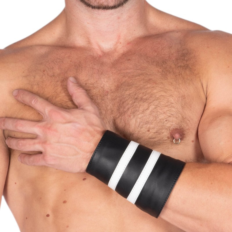 Leather Gauntlet Wallet White Stripes