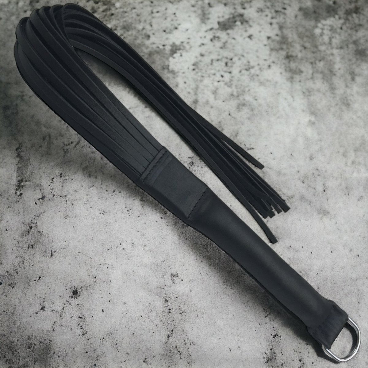 Leather Flogger W D Ring