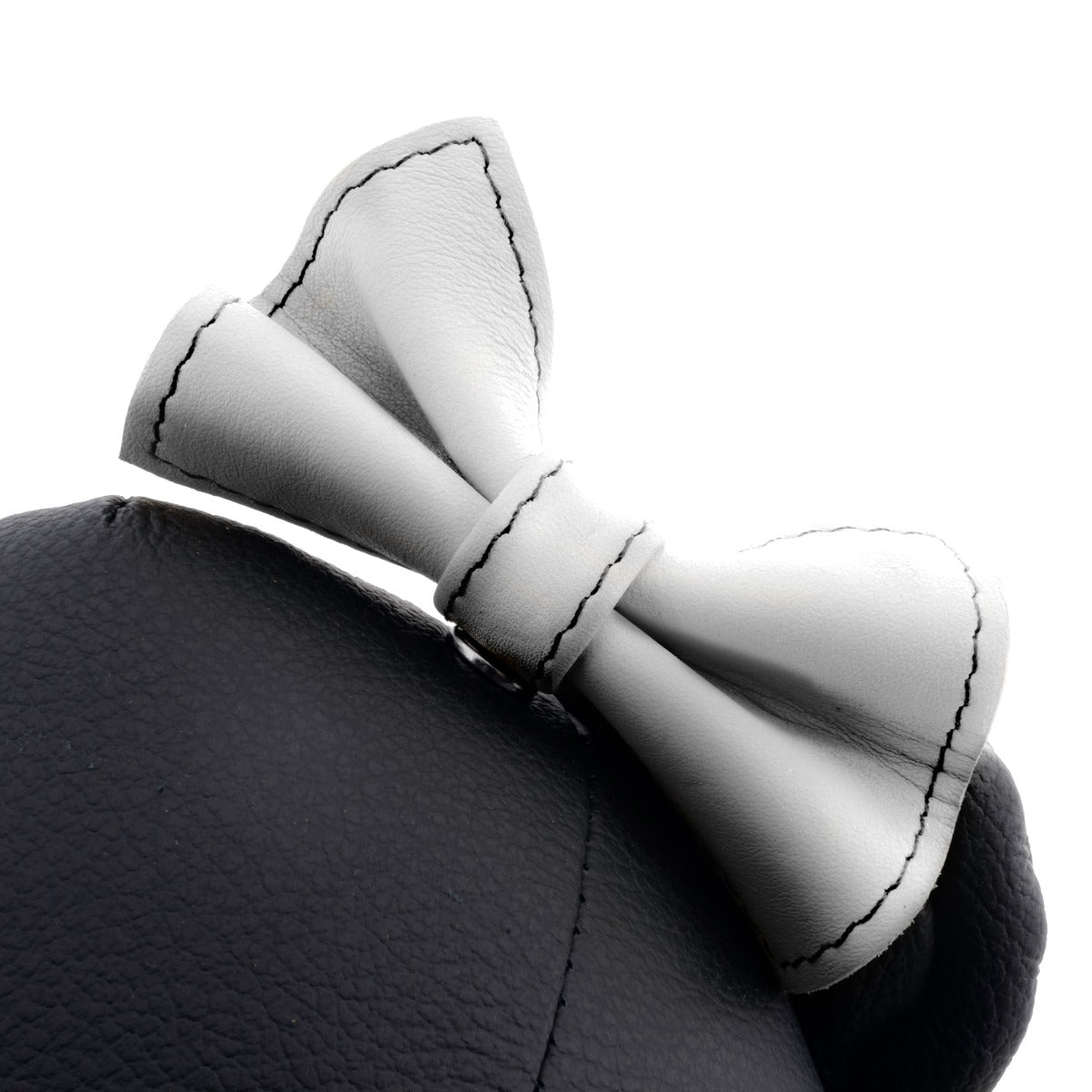 Leather Femme Bear White