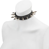 Choker-Diamante And Large Spikes