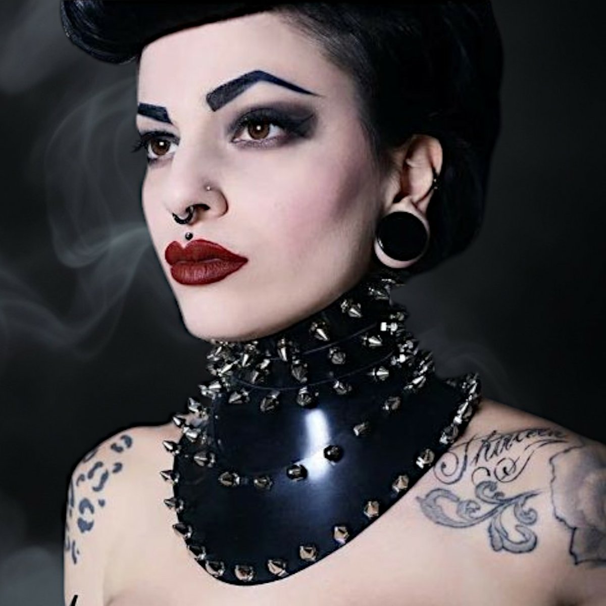 Posture Armour Collar W/ Spikes