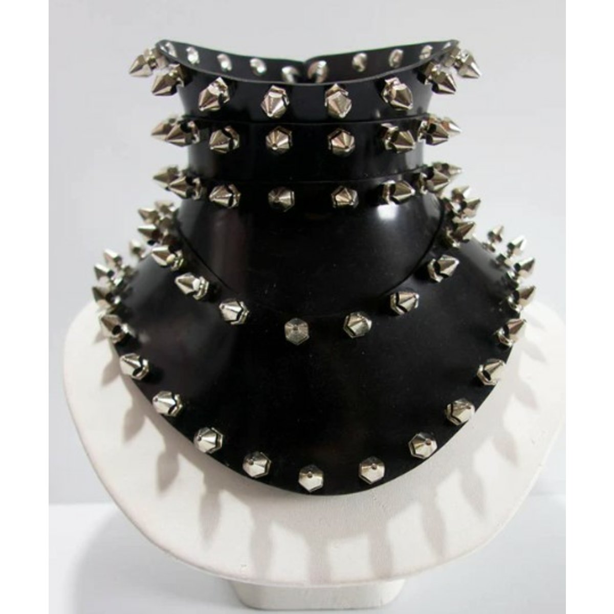 Posture Armour Collar W/ Spikes