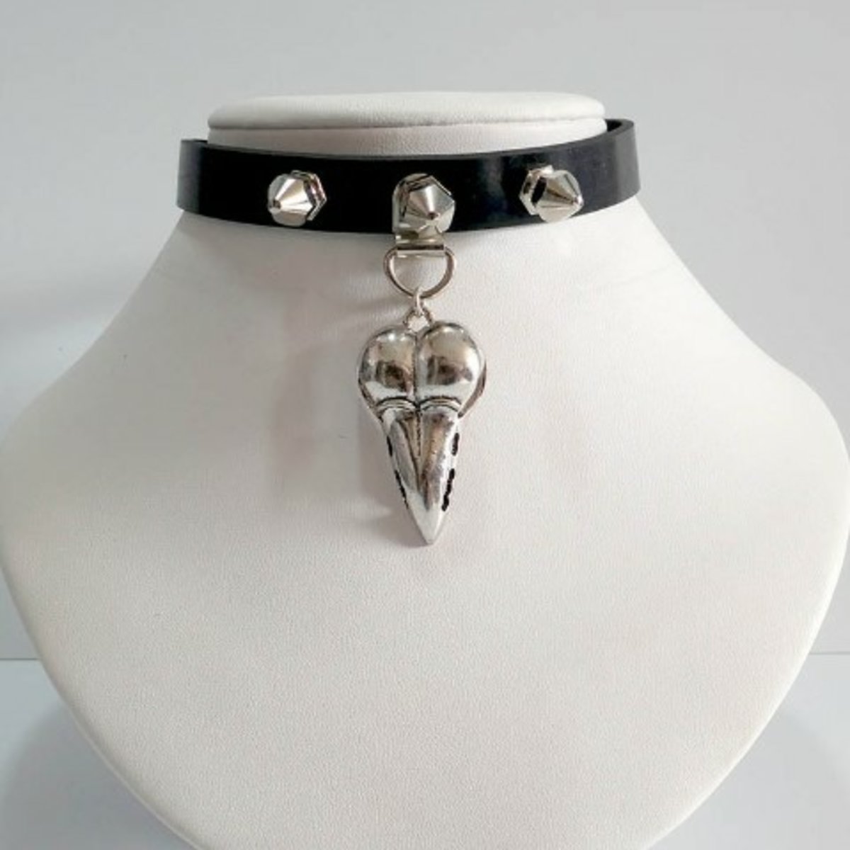 Choker-Bird Skull Choker