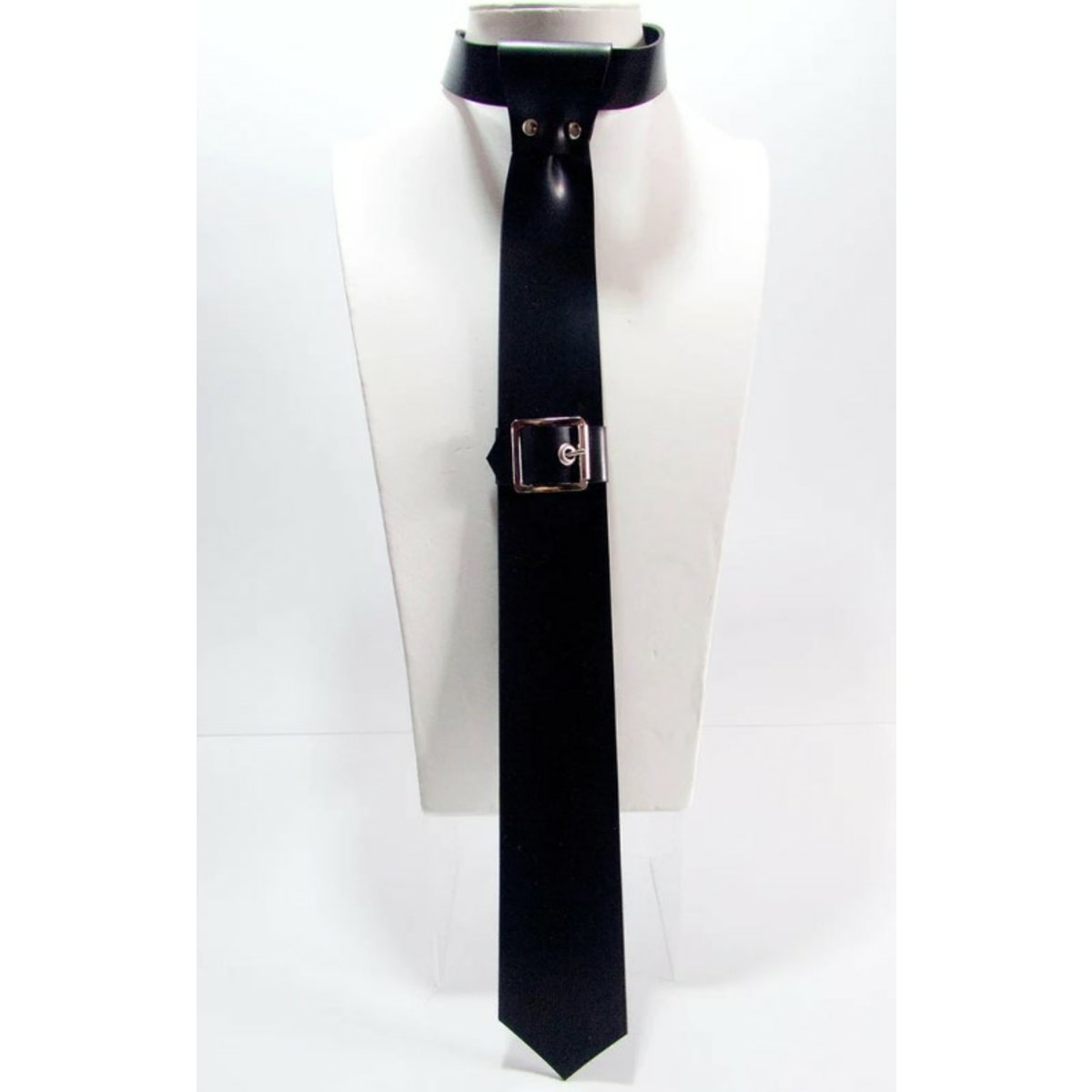 Skinny Tie W/ Buckle
