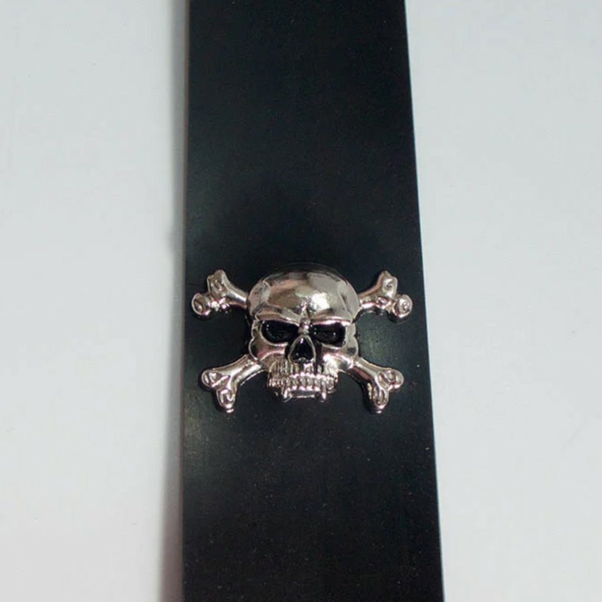 Skinny Tie With Skull